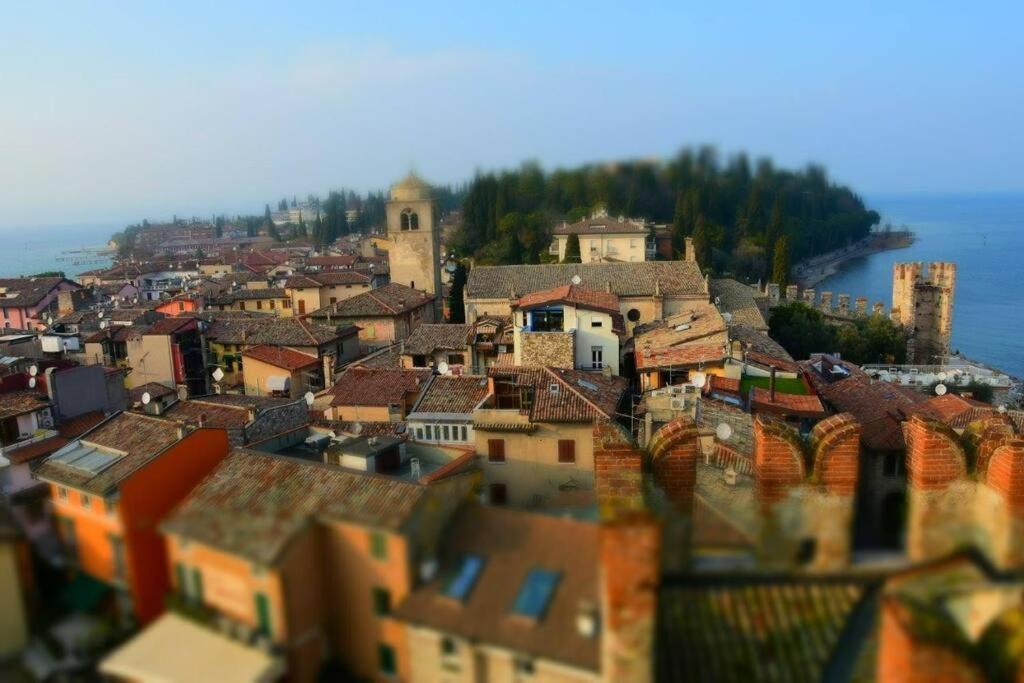 Vegan B&B Meuble Adriana Sirmione Bagian luar foto